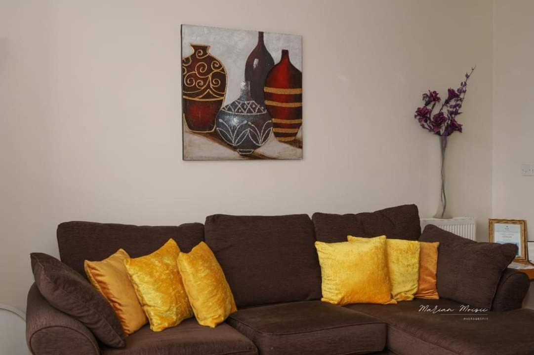 Lovely 1 Bedroom Apartment Plymouth Exterior photo