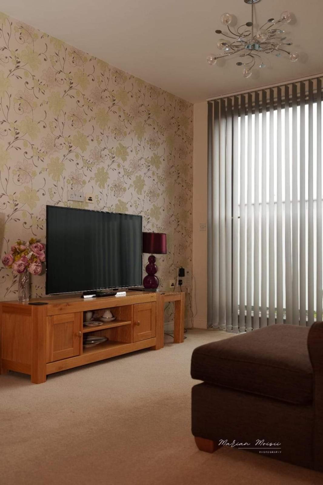 Lovely 1 Bedroom Apartment Plymouth Exterior photo